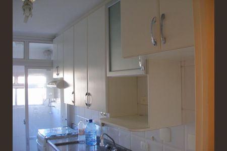 Cozinha de apartamento à venda com 2 quartos, 64m² em Vila Congonhas, São Paulo