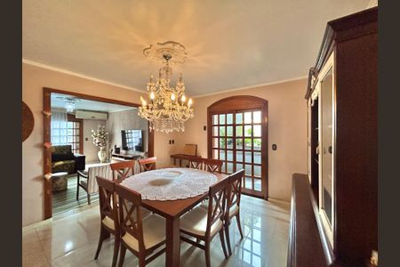 Apartamento à venda com 400m², 4 quartos e sem vaga Apartamento à venda com 400m², 4 quartos e sem vagaSala 2