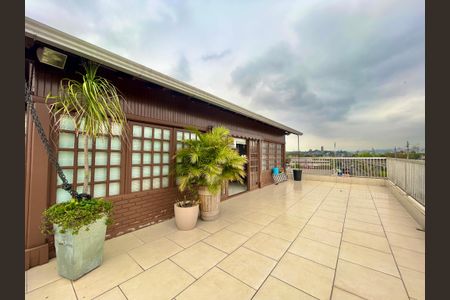 Apartamento à venda com 400m², 4 quartos e sem vaga Apartamento à venda com 400m², 4 quartos e sem vagaVaranda da Sala 3
