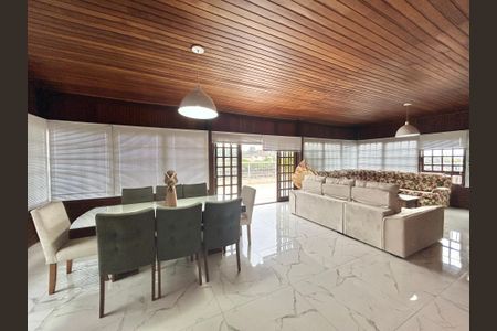 Apartamento à venda com 400m², 4 quartos e sem vaga Apartamento à venda com 400m², 4 quartos e sem vagaSala 3