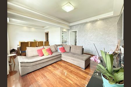 Apartamento à venda com 112m², 3 quartos e 2 vagas Apartamento à venda com 112m², 3 quartos e 2 vagasSala