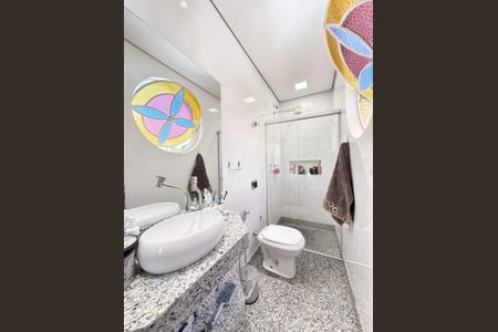 Apartamento à venda com 112m², 3 quartos e 2 vagas Apartamento à venda com 112m², 3 quartos e 2 vagasBanheiro do Quarto 3