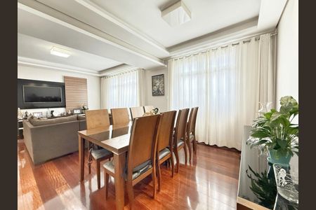 Sala de apartamento à venda com 3 quartos, 112m² em Nova Suíça, Belo Horizonte