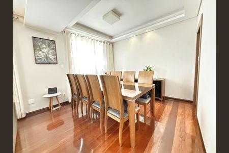 Apartamento à venda com 112m², 3 quartos e 2 vagas Apartamento à venda com 112m², 3 quartos e 2 vagasSala