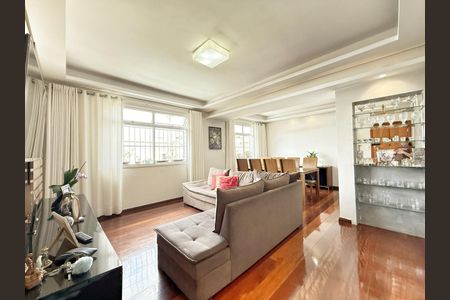 Apartamento à venda com 112m², 3 quartos e 2 vagas Apartamento à venda com 112m², 3 quartos e 2 vagasSala