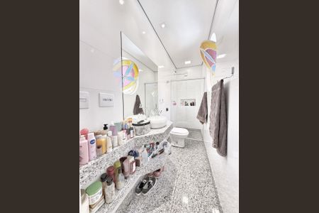 Apartamento à venda com 112m², 3 quartos e 2 vagas Apartamento à venda com 112m², 3 quartos e 2 vagasBanheiro do Quarto 3