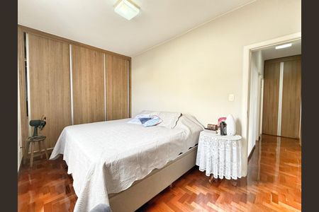 Apartamento à venda com 112m², 3 quartos e 2 vagas Apartamento à venda com 112m², 3 quartos e 2 vagasQuarto 3