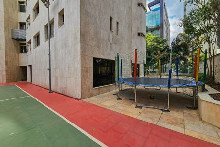 Apartamento à venda com 240m², 4 quartos e 3 vagasÁrea comum - Playground