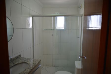 Apartamento à venda com 140m², 2 quartos e 2 vagasBanheiro da Suite