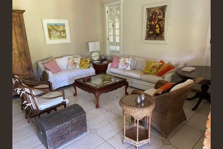 Casa à venda com 3 quartos, 220m² em Vila Progresso, Niterói