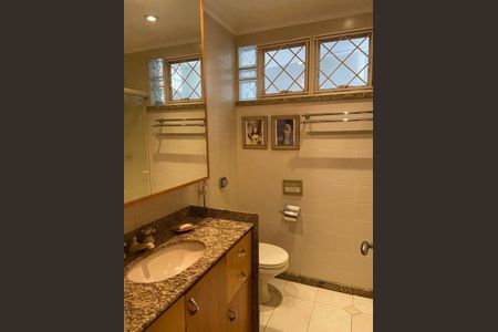 Casa à venda com 3 quartos, 220m² em Vila Progresso, Niterói