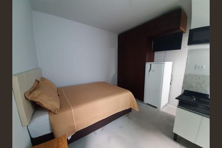 Casa à venda com 8 quartos, 276m² em Campo Belo, São Paulo