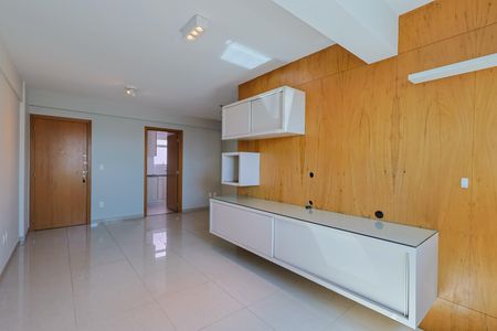 Sala de apartamento à venda com 3 quartos, 79m² em Santa Efigênia, Belo Horizonte