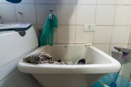 Apartamento para alugar com 110m², 3 quartos e 2 vagas Apartamento para alugar com 110m², 3 quartos e 2 vagasÁrea de Serviço Detalhe