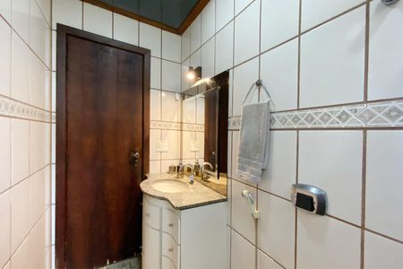 Apartamento à venda com 90m², 3 quartos e 2 vagas Apartamento à venda com 90m², 3 quartos e 2 vagasBanheiro
