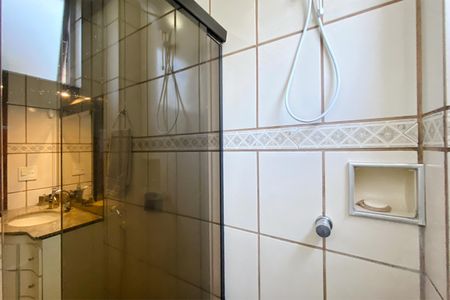 Apartamento à venda com 90m², 3 quartos e 2 vagas Apartamento à venda com 90m², 3 quartos e 2 vagasBanheiro