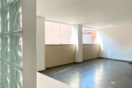 Apartamento à venda com 90m², 3 quartos e 2 vagas Apartamento à venda com 90m², 3 quartos e 2 vagasÁrea comum - Salão de festas