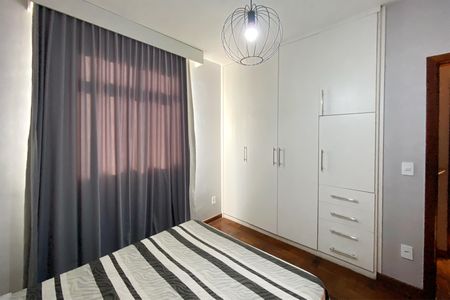 Apartamento à venda com 90m², 3 quartos e 2 vagas Apartamento à venda com 90m², 3 quartos e 2 vagasQuarto 1