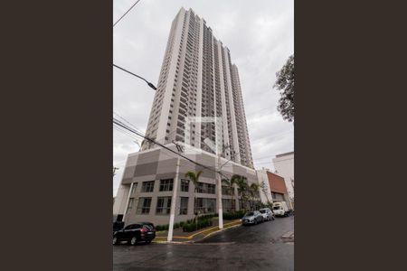 Apartamento para alugar com 64m², 2 quartos e 1 vagaFachada e portaria