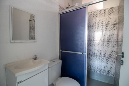 Banheiro de kitnet/studio para alugar com 1 quarto, 45m² em Jardim Guarau, São Paulo