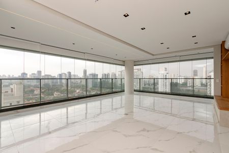 Apartamento para alugar com 168m², 3 quartos e 2 vagasSala