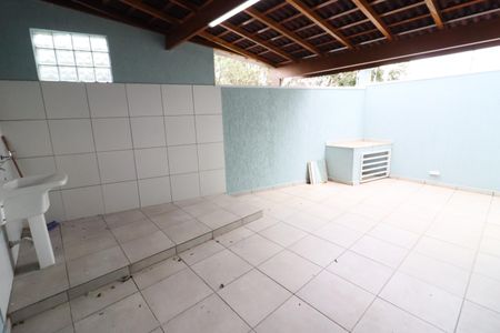 Casa à venda com 162m², 3 quartos e 2 vagasÁrea de Serviço