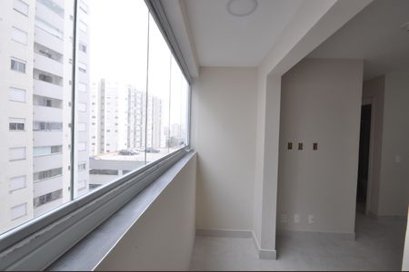 Sacada da Sala de apartamento para alugar com 2 quartos, 42m² em Vila Guilherme, São Paulo