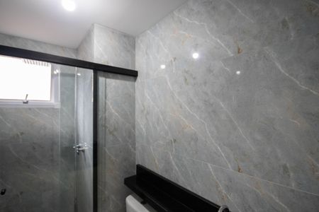 Casa de condomínio à venda com 43m², 2 quartos e 1 vaga Casa de condomínio à venda com 43m², 2 quartos e 1 vagaBanheiro