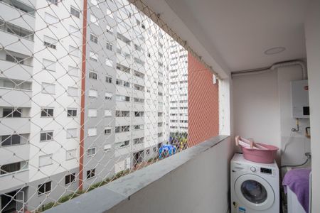 Casa de condomínio à venda com 43m², 2 quartos e 1 vaga Casa de condomínio à venda com 43m², 2 quartos e 1 vagaÁrea de Serviço