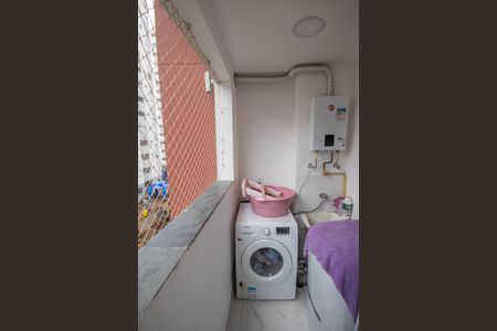 Casa de condomínio à venda com 43m², 2 quartos e 1 vaga Casa de condomínio à venda com 43m², 2 quartos e 1 vagaÁrea de Serviço