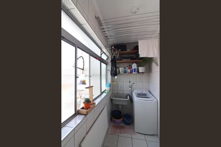 Apartamento à venda com 66m², 2 quartos e 1 vagaÁrea de Serviço