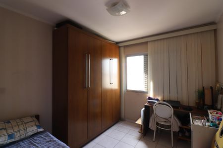 Apartamento à venda com 66m², 2 quartos e 1 vagaQuarto 2