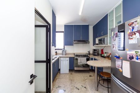 Apartamento à venda com 155m², 4 quartos e 3 vagasCozinha