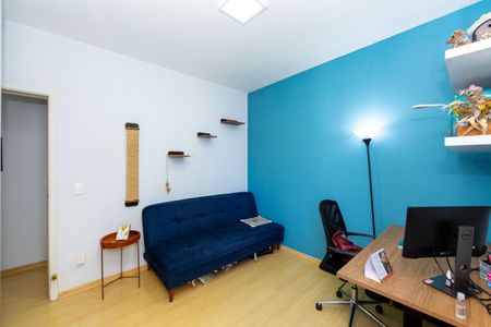 Apartamento à venda com 155m², 4 quartos e 3 vagasQuarto 2