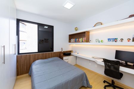 Apartamento à venda com 155m², 4 quartos e 3 vagasQuarto 1