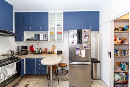 Apartamento à venda com 155m², 4 quartos e 3 vagasCozinha