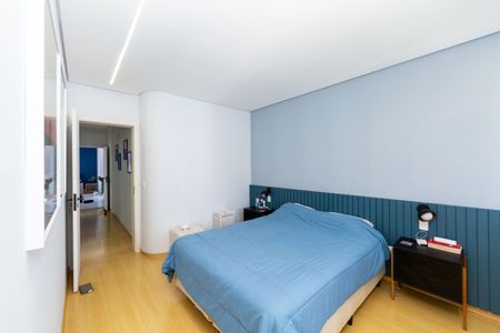 Apartamento à venda com 155m², 4 quartos e 3 vagasSuíte