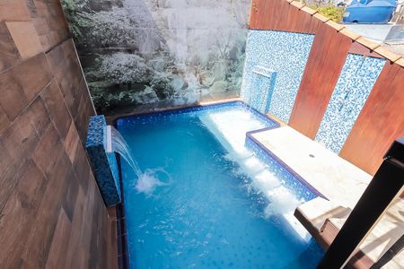Casa à venda com 520m², 5 quartos e 7 vagasÁrea comum - Piscina