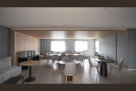 Apartamento à venda com 56m², 3 quartos e 1 vaga Apartamento à venda com 56m², 3 quartos e 1 vagaÁrea comum - Salão de festas
