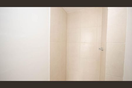 Apartamento à venda com 56m², 3 quartos e 1 vaga Apartamento à venda com 56m², 3 quartos e 1 vagaBanheiro Social