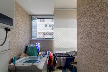 Apartamento à venda com 43m², 2 quartos e 1 vaga Apartamento à venda com 43m², 2 quartos e 1 vagaÁrea de Serviço