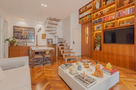 Sala de apartamento à venda com 2 quartos, 73m² em Pinheiros, São Paulo