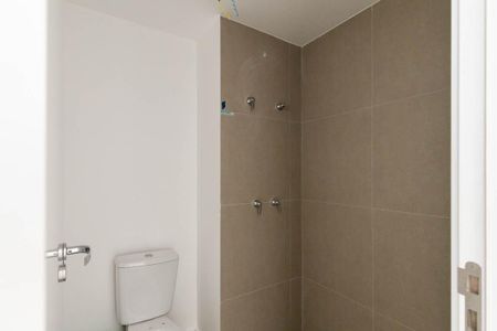Banheiro de apartamento para alugar com 1 quarto, 29m² em Barra Funda, São Paulo