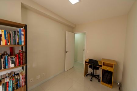 Apartamento para alugar com 76m², 2 quartos e 1 vaga Apartamento para alugar com 76m², 2 quartos e 1 vagaQuarto