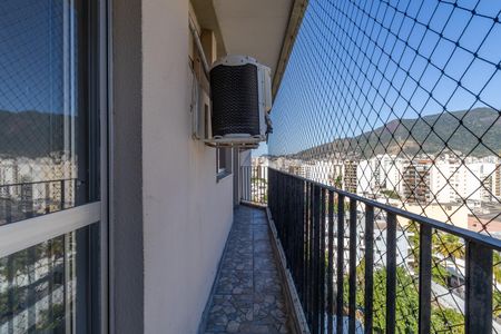 Apartamento à venda com 72m², 2 quartos e 1 vagaVaranda da Sala