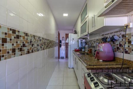 Apartamento à venda com 72m², 2 quartos e 1 vagaCozinha