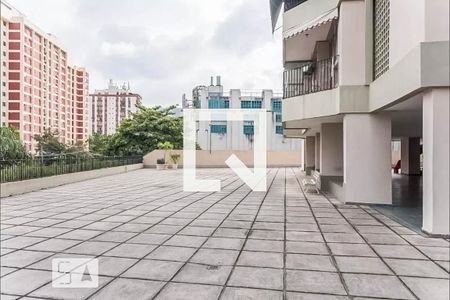 Apartamento à venda com 72m², 2 quartos e 1 vagaÁrea comum