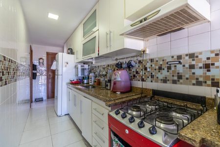 Apartamento à venda com 72m², 2 quartos e 1 vagaCozinha