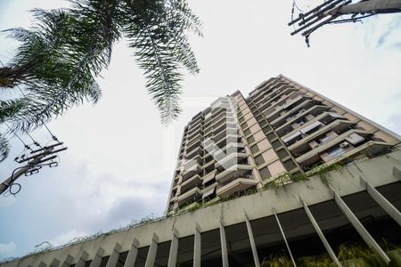 Apartamento à venda com 72m², 2 quartos e 1 vagaFachada