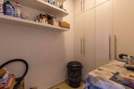 Apartamento à venda com 72m², 2 quartos e 1 vagaQuarto de Serviço